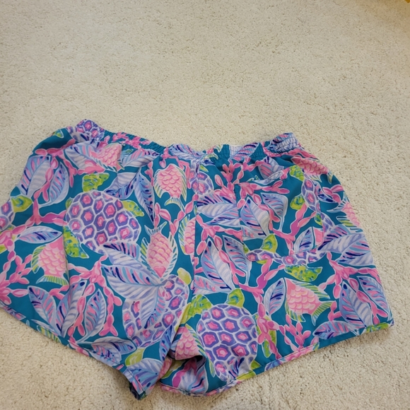 Lilly Pulitzer Luxletic Shorts Size L - Picture 4 of 4